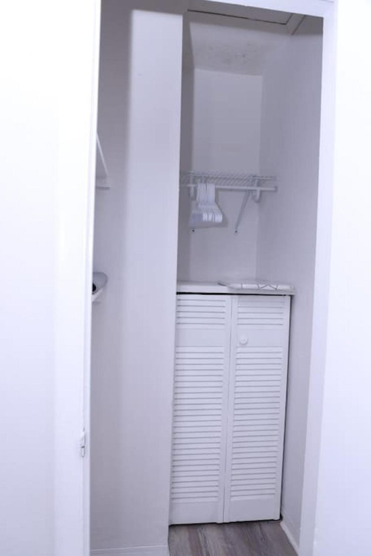 Douglas Rd Apartments ميامي المظهر الخارجي الصورة