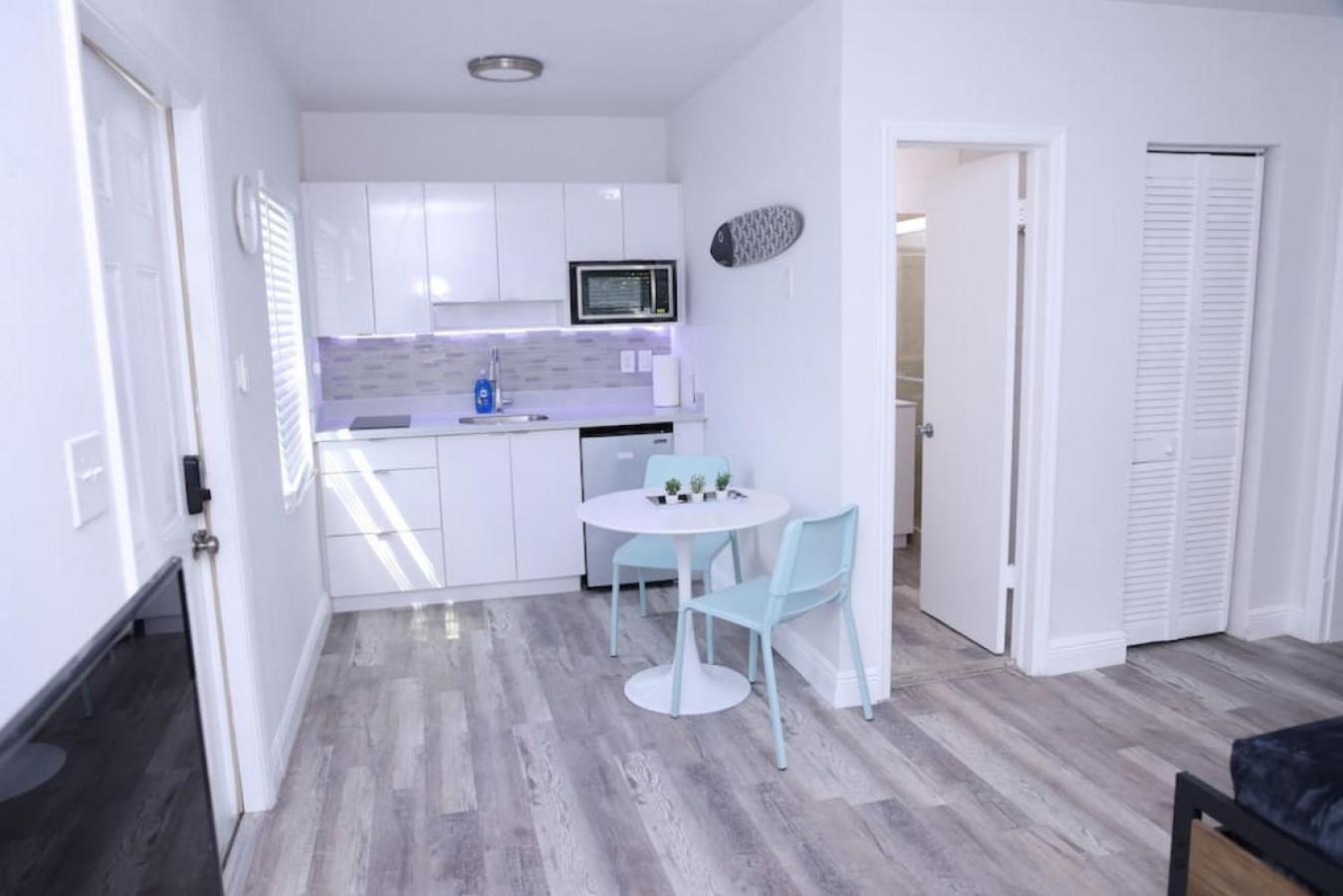 Douglas Rd Apartments ميامي المظهر الخارجي الصورة