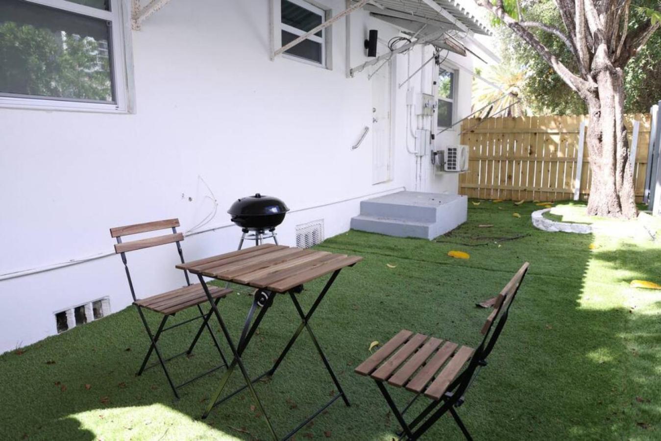 Douglas Rd Apartments ميامي المظهر الخارجي الصورة