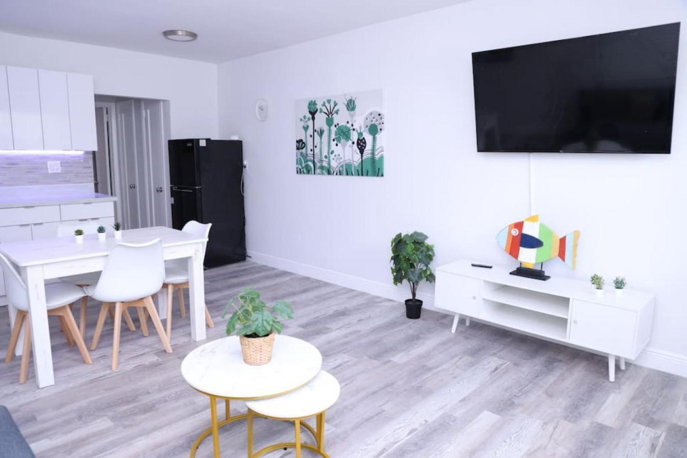 Douglas Rd Apartments ميامي المظهر الخارجي الصورة